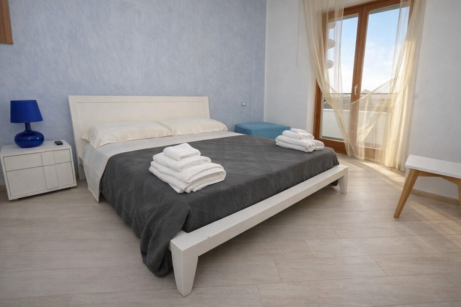 Apartment, 2 Bedrooms | In-room safe