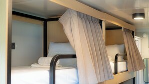 Shared Dormitory, Mixed Dorm - Duli Beach Farm Hostel (El Nido)