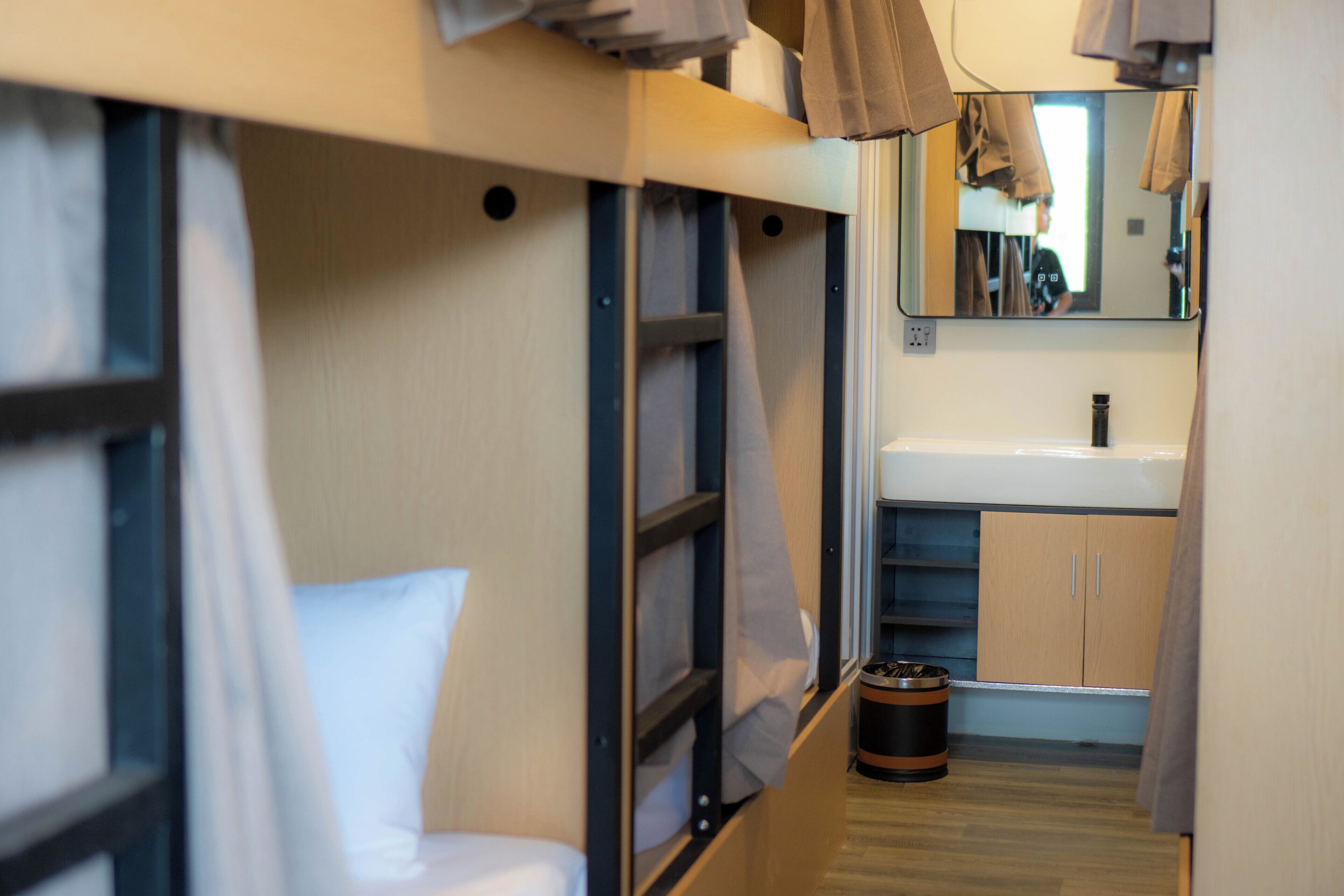 Shared Dormitory, Mixed Dorm