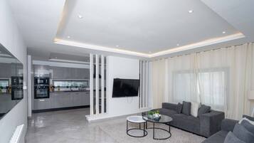 Villa, 4 chambres, fumeurs, balcon | Salle de séjour