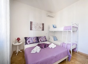 1 Schlafzimmer