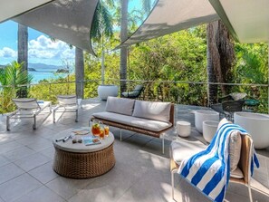 Luxury-Haus, Meerblick | Terrasse/Patio
