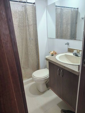 Bathroom - Comfortable apartment in the south (Cali)