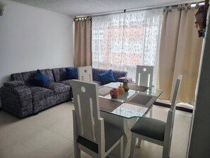Dining - Comfortable apartment in the south (Cali)