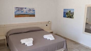 Standard Double or Twin Room | Minibar, in-room safe, free WiFi, bed sheets