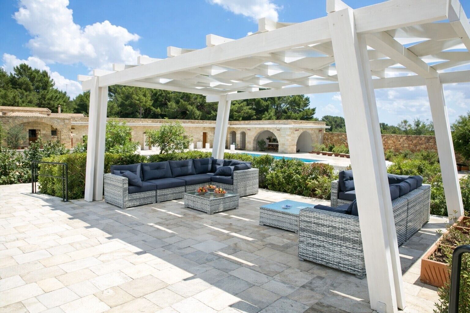 Kolam renang terbuka 