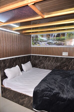 Deluxe-Zimmer | Schreibtisch, kostenloses WLAN