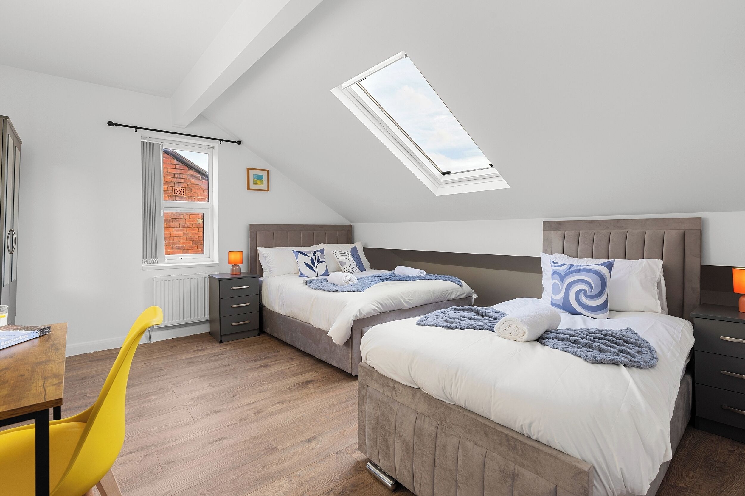 4 bedrooms, iron/ironing board, free WiFi