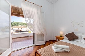 2 bedrooms, iron/ironing board, WiFi, bed sheets - Dany Apartment – First Floor with Sea View (QWQF+J59 Kassiopi, Greece)