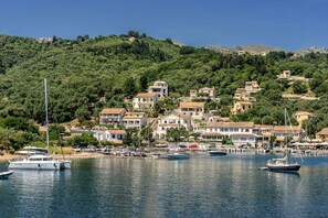 Marina - Dany Apartment – First Floor with Sea View (QWQF+J59 Kassiopi, Greece)