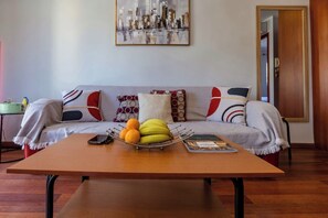 TV - Scala Nostra Apartment (Corfu)