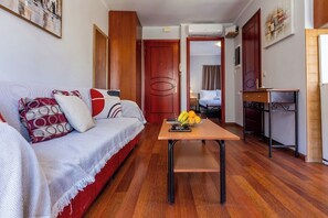TV - Scala Nostra Apartment (Corfu)