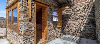 ELIVAAS Silvana 3 BHK Cottage 