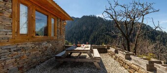 ELIVAAS Silvana 3 BHK Cottage