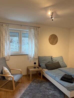 2 bedrooms, WiFi, bed sheets