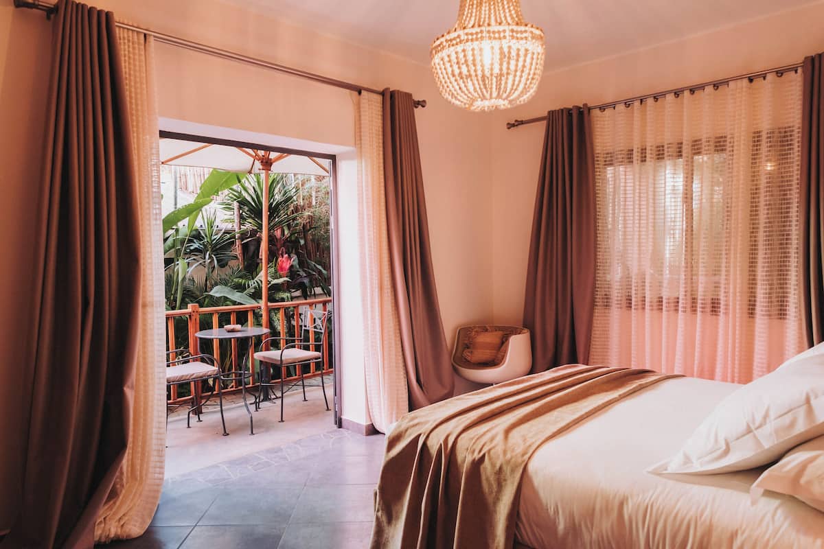 Comfort Double Room, Non Smoking, Garden View | In-room safe, blackout curtains, soundproofing, free WiFi