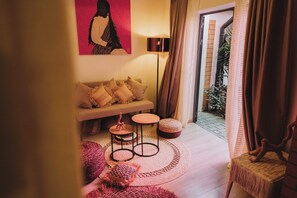 Kahden hengen comfort-huone, näköala puutarhaan | Sisätilat