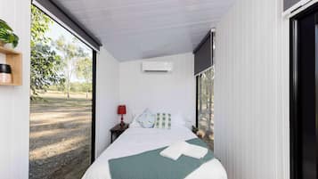 1 habitación y ropa de cama