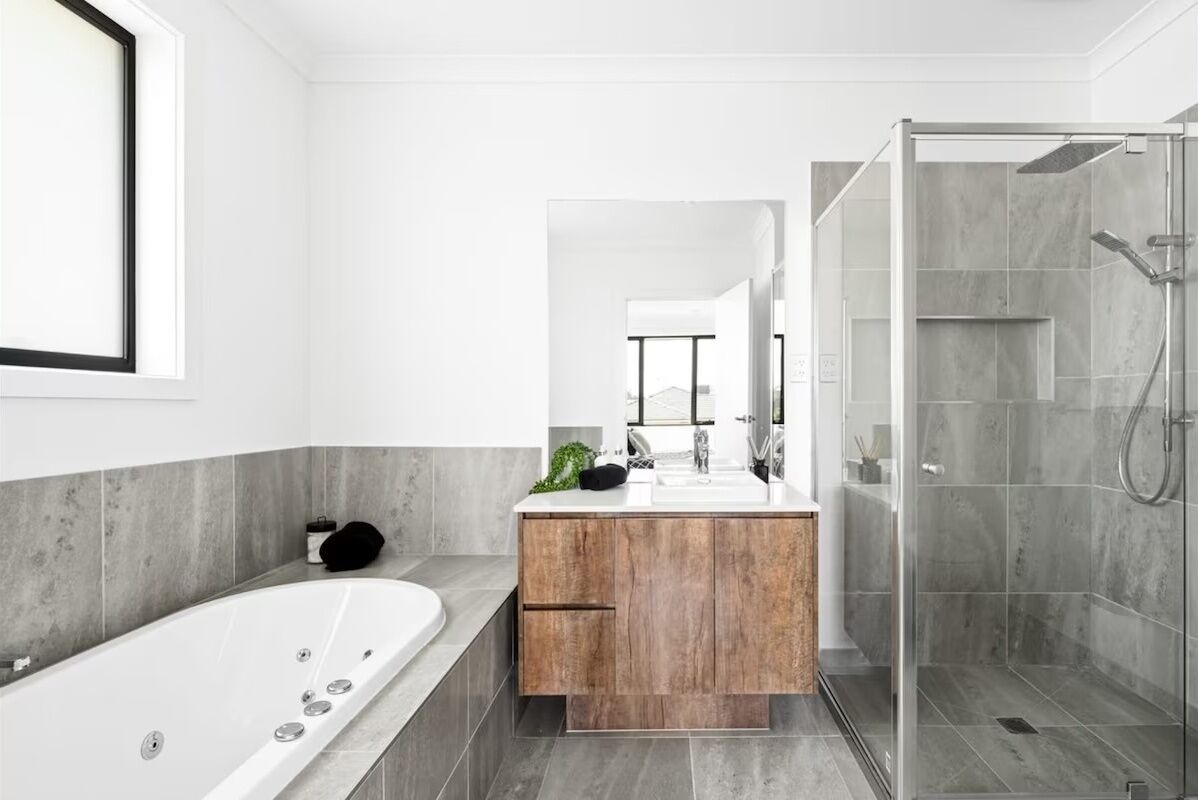 Dusche, Haartrockner, Bidet, Handtücher