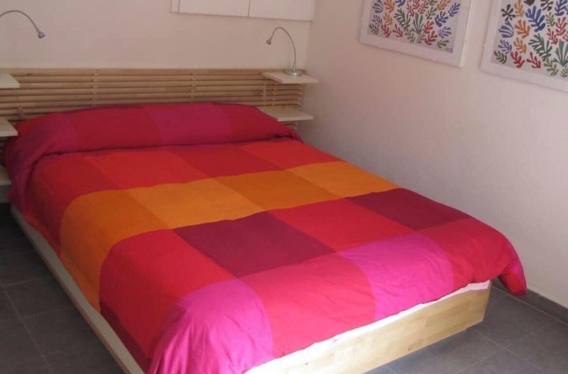 Bügeleisen/Bügelbrett, kostenloses WLAN, Bettwäsche