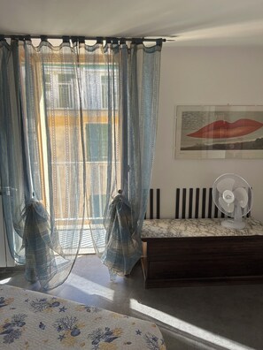 1 makuuhuone, silitysrauta/-lauta, ilmainen Wi-Fi, vuodevaatteet