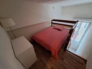 1 bedroom, WiFi - Mezzanine studio full (Bordeaux)