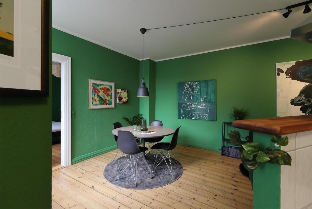 Căn hộ tiện nghi đơn giản, nhiều giường, phòng thông nhau, quang cảnh vườn | Khu ăn uống