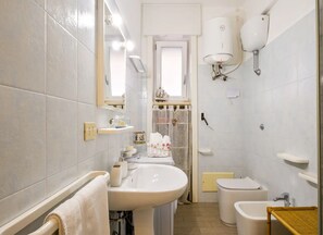 House, 3 Bedrooms, Smoking, Ocean View | Bathroom - City and Sea Apartments - Porto Cesareo Tutto A Piedi (Porto Cesareo)
