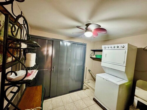 "3H Corporate Apt | Fast WiFi + 24/7 Security + Swimming Pool | Premium Zone".