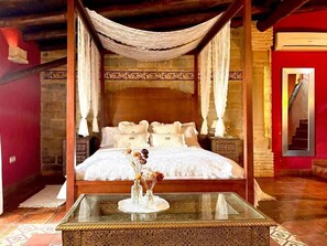 Suite superior, vista al jardín | Wifi gratis 