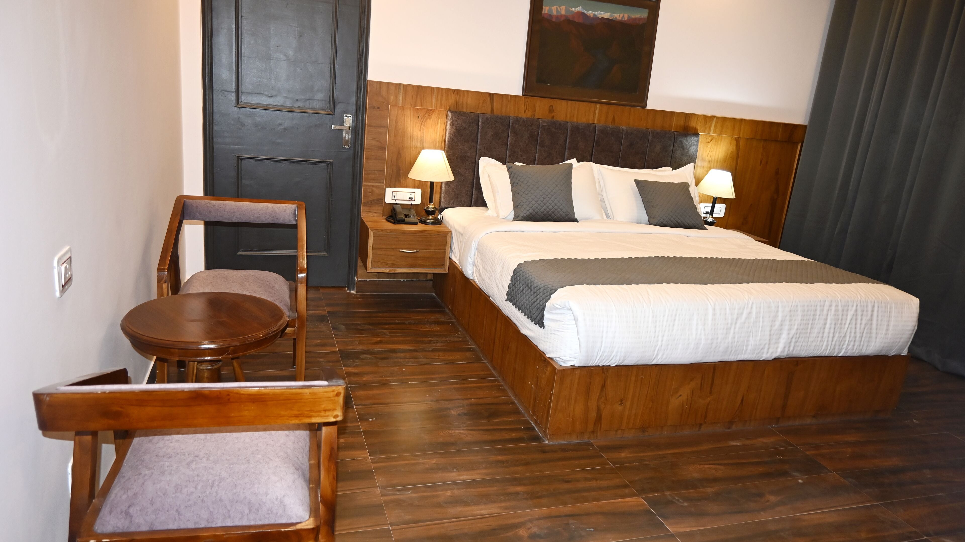 Suite familiale | Rideaux d’obscurcissement, accès au Wi-Fi (inclus)