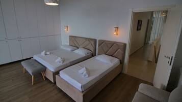 Superior Villa, Sea View | Desk, free WiFi