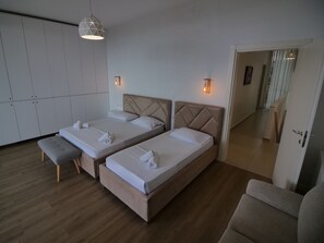 Escritorio y wifi gratis 