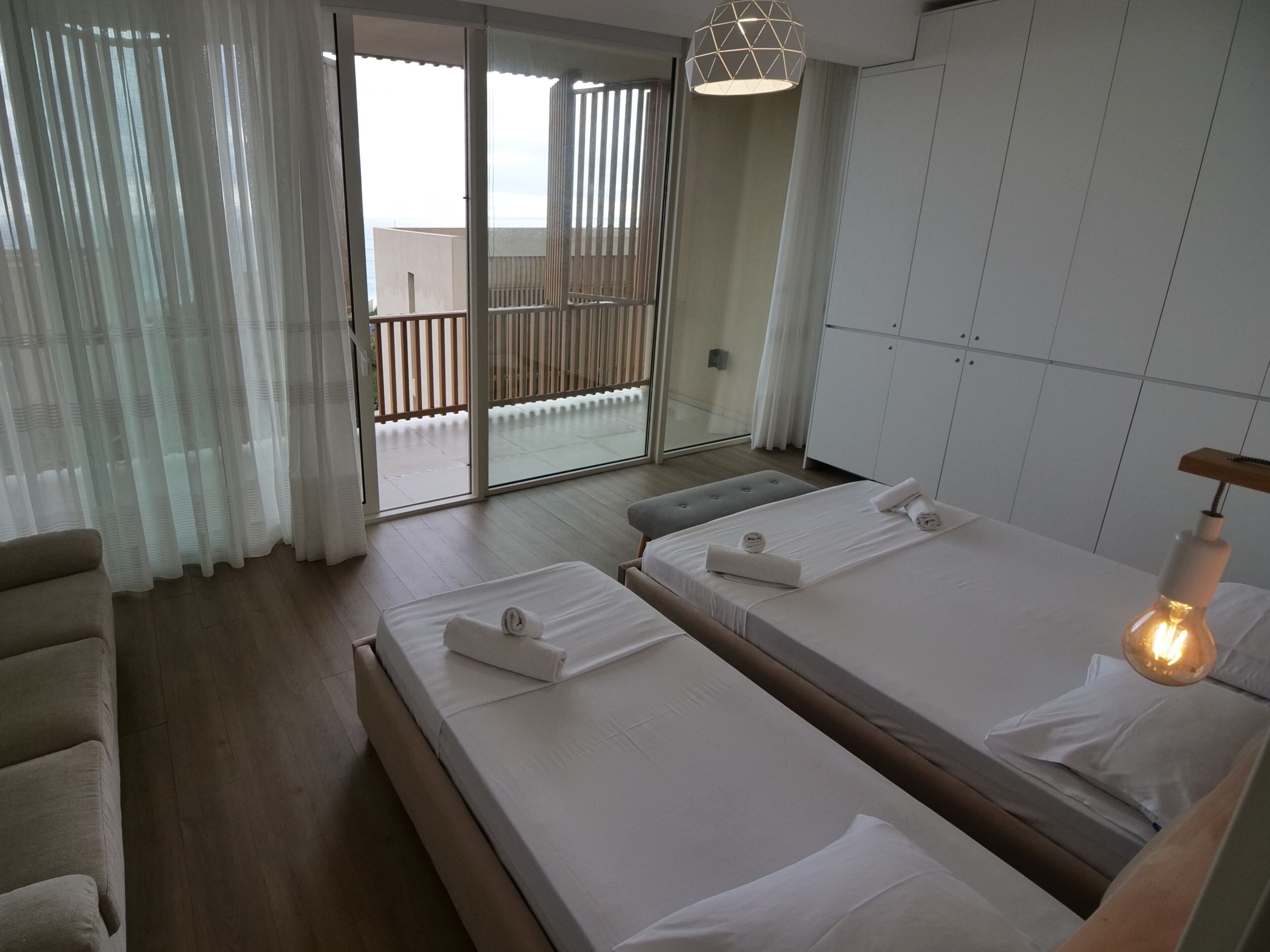 Villa Premier - havsutsikt | Skrivbord, strykjärn/strykbräda, gratis wi-fi och sängkläder