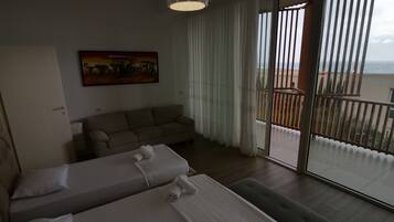 Premier Villa, Sea View | Desk, iron/ironing board, free WiFi, bed sheets