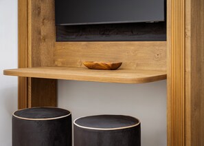 Suite | Interior - Voukourestiou Signature Suite (Athens)