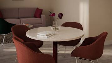 Appartement, 1 slaapkamer | Een kluis op de kamer, verduisterende gordijnen