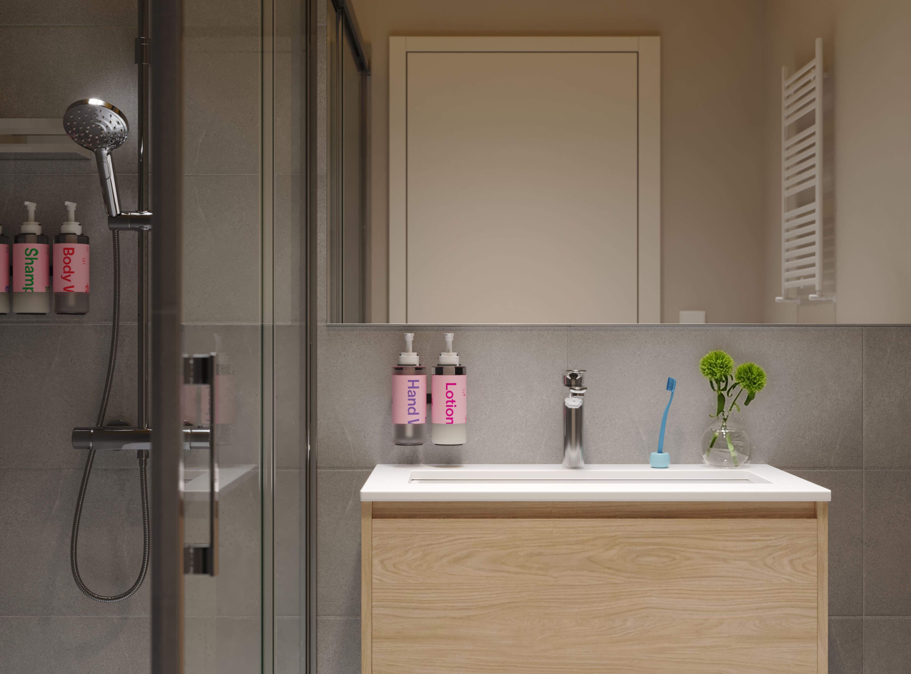 Een douche, een haardroger, handdoeken, zeep