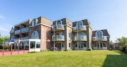 Holiday home Residenz Polderblick 9 in Burgerbrug. Suitable for 4 people, 2 bedrooms.