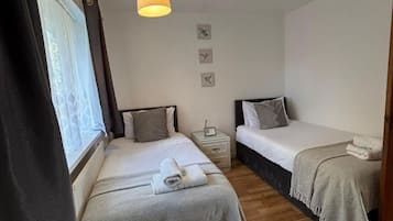 House, 3 Bedrooms, Patio, Garden View