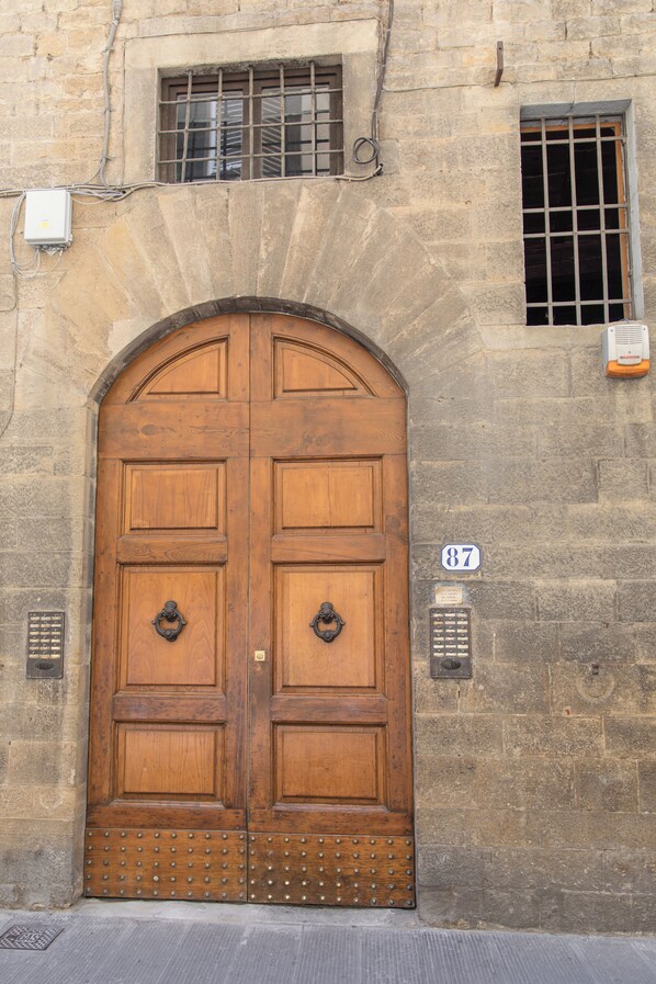 Exterior detail - Vrbo Property (Firenze)