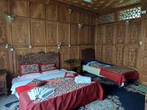 Superior Triple Room | Iron/ironing board, free WiFi - DeLaila Luxury Houseboat by Shahnawaz  (Srinagar)