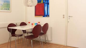 Nhà phong cách cổ điển, 2 phòng ngủ | Nội thất