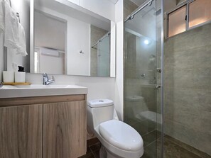 Towels, soap, toilet paper - Rest and Comfort Near the Sea in Cartagena (Bolívar)