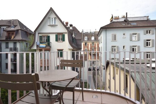1BR - Modern, stylish, centrally located / Baron26