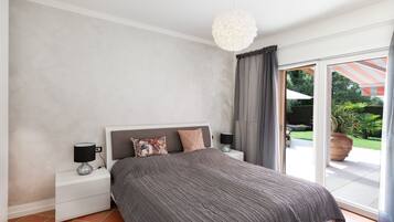 2 chambres, fer et planche Ă repasser, Wi-Fi, draps fournis