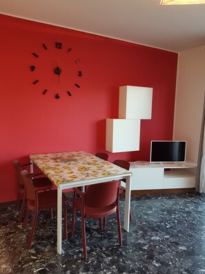 Apartment, Balkon, Seeblick | Speisen