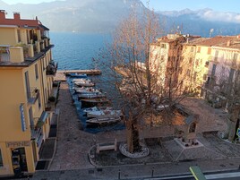 Vista al lago
