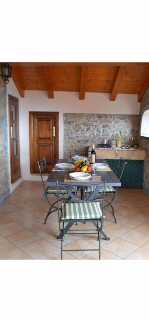 Dining - Casa Nonno Felice (Civezza)
