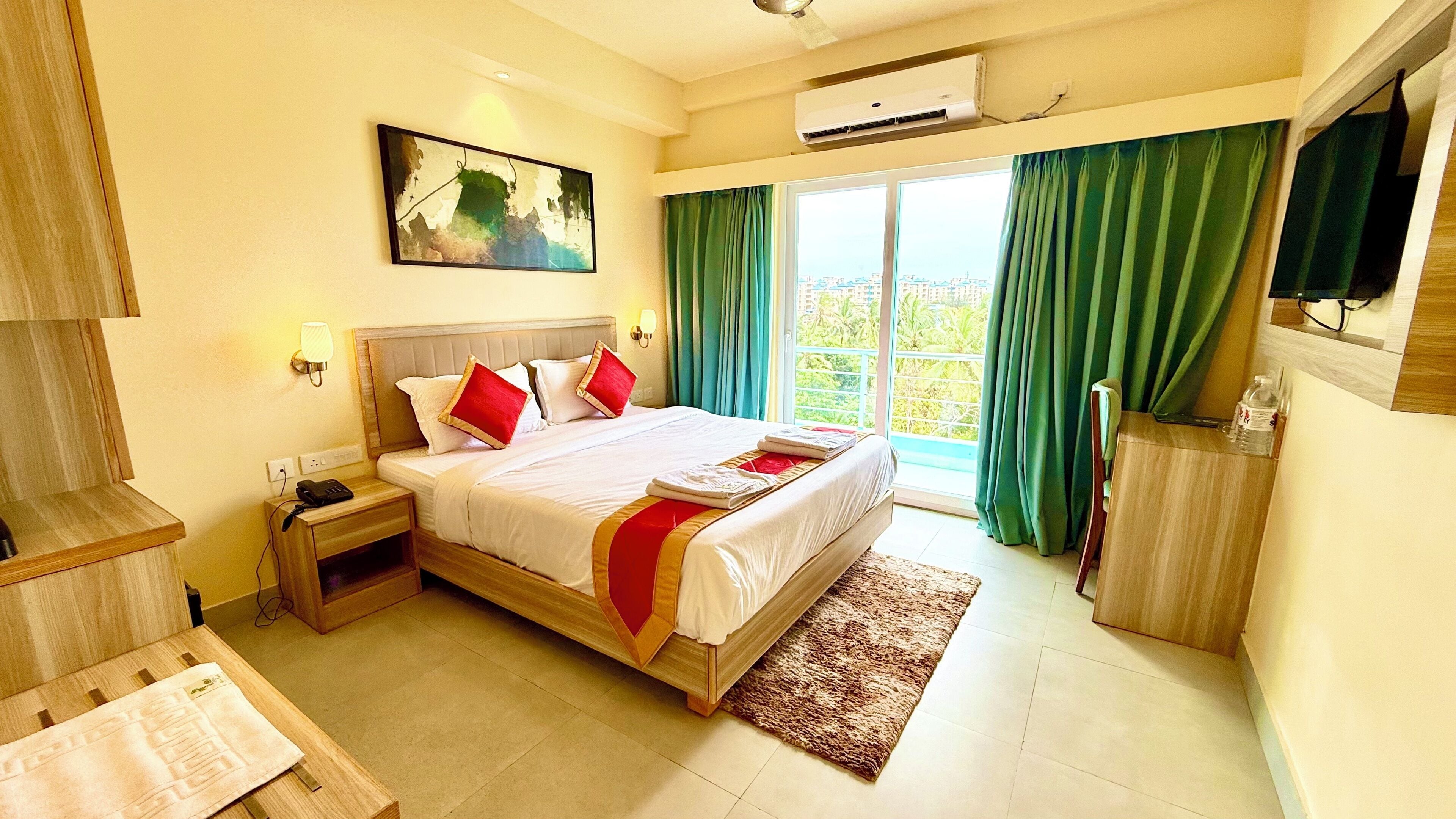 Deluxe-Doppelzimmer | Hochwertige Bettwaren, Schreibtisch, laptopgeeigneter Arbeitsplatz